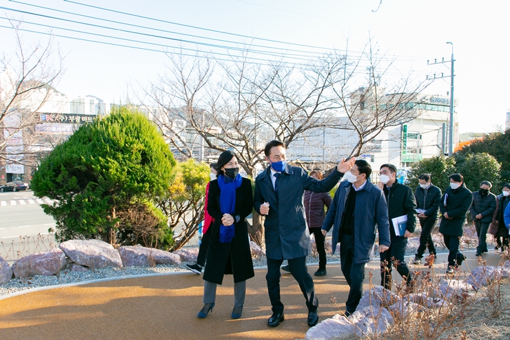 구포 뚝길 연결로에 ‘보행약자 경사로’ 조성