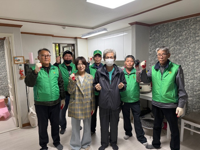 새마을지도자협의회 「사랑의 집 고쳐주기」