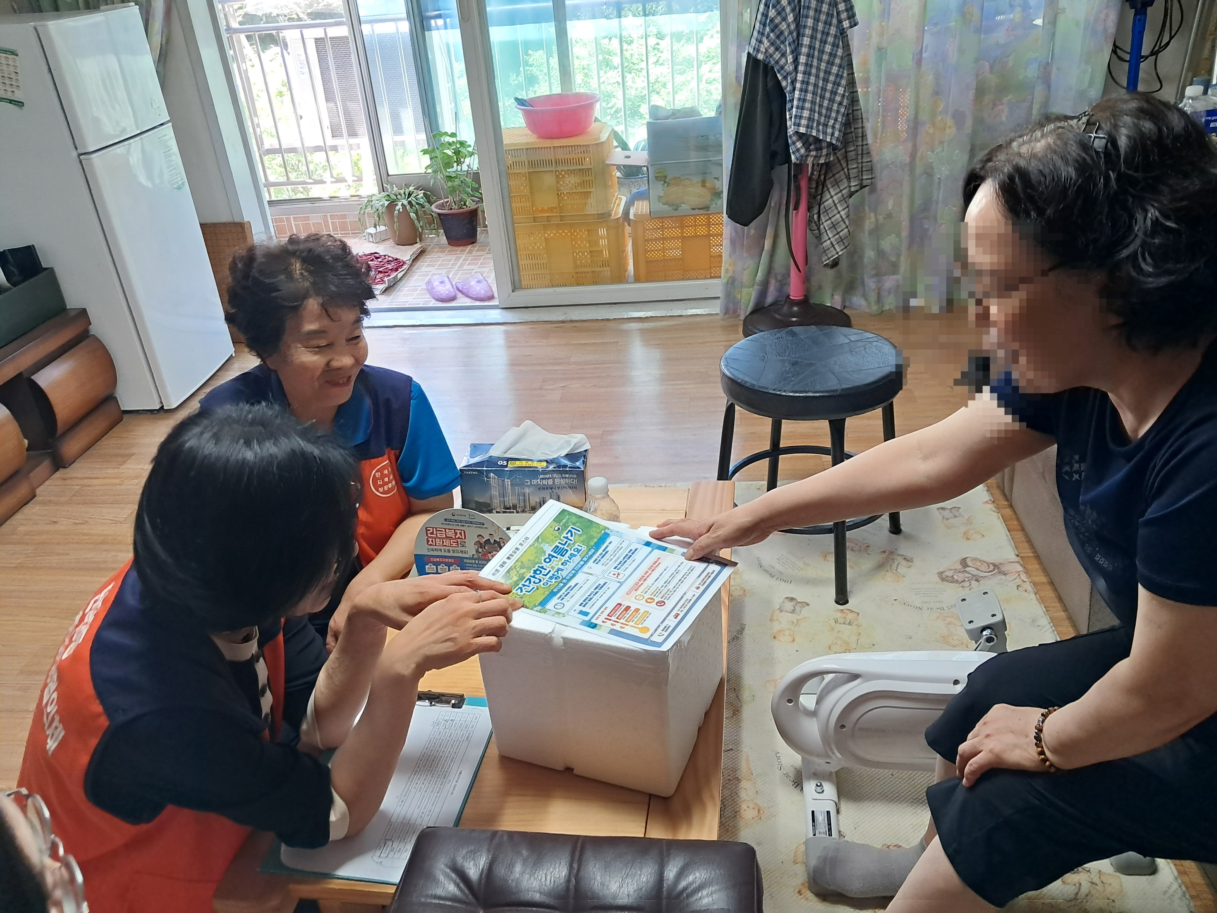 폭염 속 취약계층 1인가구 안부 살핌... 복지사각지대·고독사 예방 총력